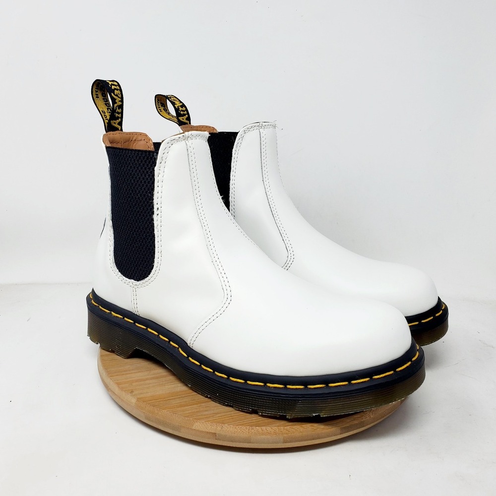 Dr Martens 2976 Chelsea Boots Womens 7 White Leather Punk Goth Shoes - Picture 5 of 12